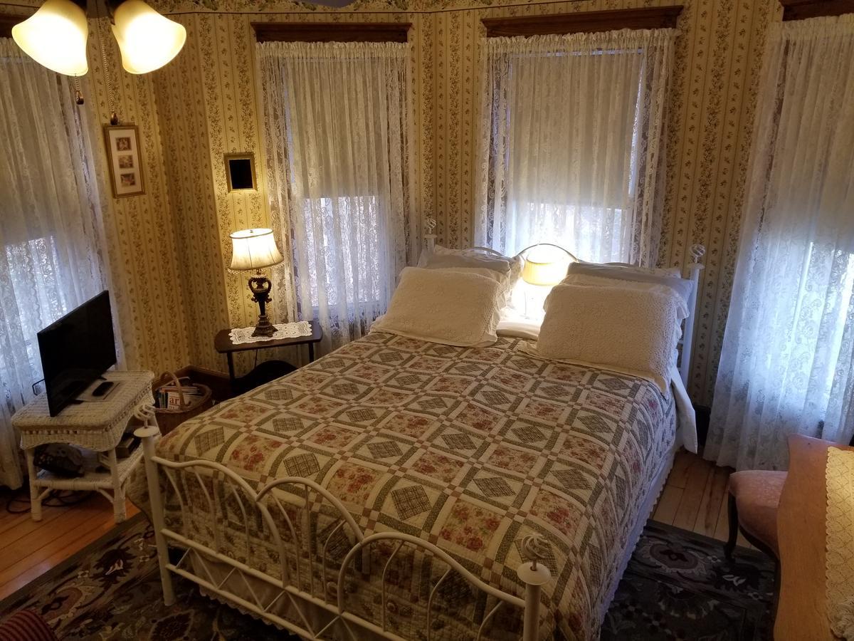 Rose & Thistle Bed & Breakfast Cooperstown Exteriör bild